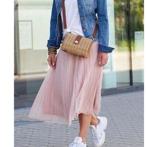 Epic threads skirt